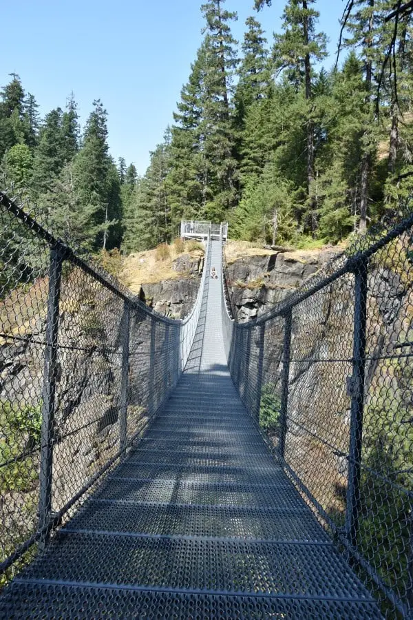 Souspension Bridge bei den Elk Falls