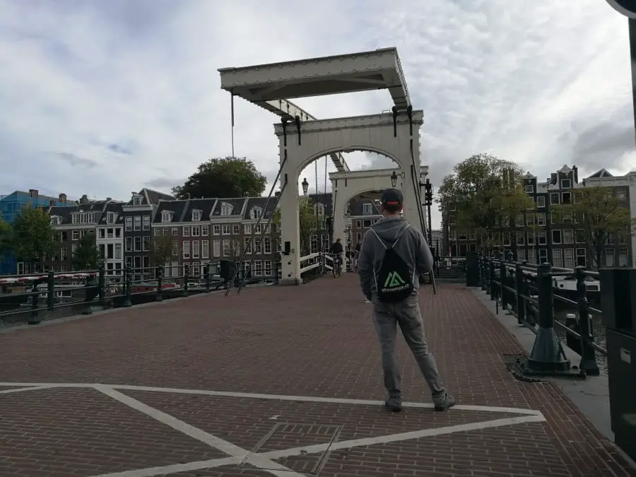 Magere Brug, alte Holzbrücke in Amsterdam