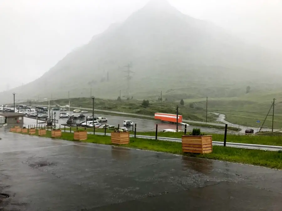 Regenschauer auf der Bike Tour vom Berninapass