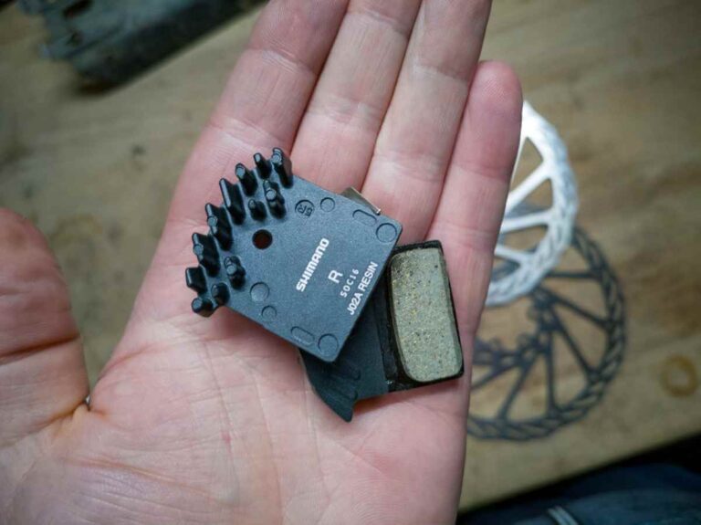 Neue Bremsbeläge von Shimano